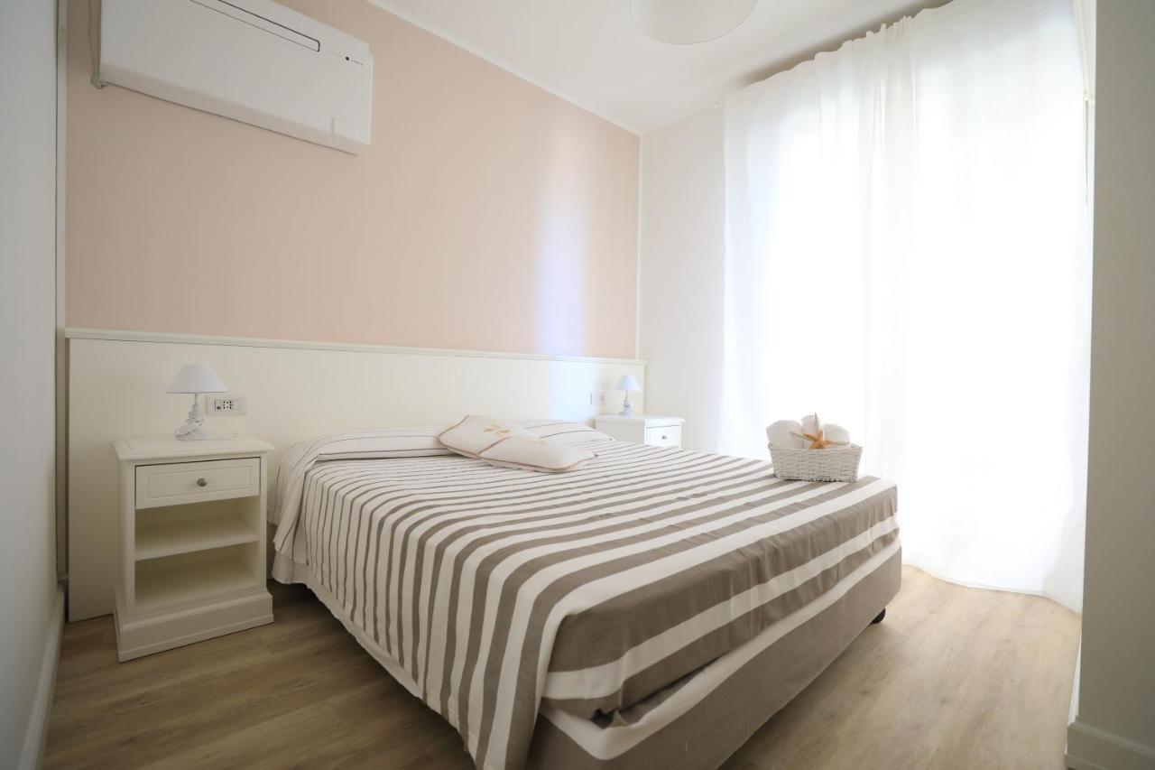 Hotel Continental Pietra Ligure Esterno foto